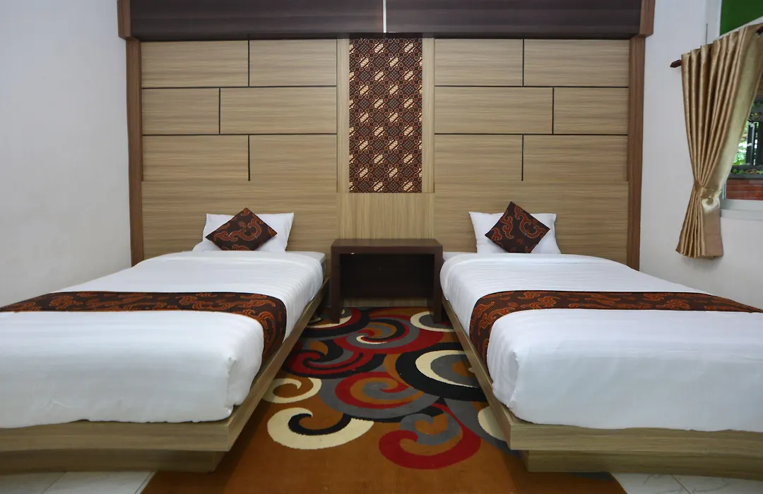Hotel Bhinneka-1